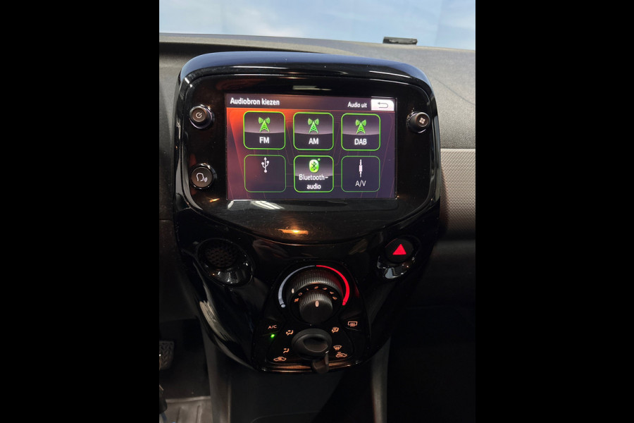 Peugeot 108 1.0 e-VTi Allure