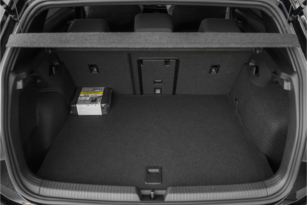 Volkswagen Golf 1.5 eHybrid GTE Pano Matrix ACC HUD Trekhaak Sfeerverlichting