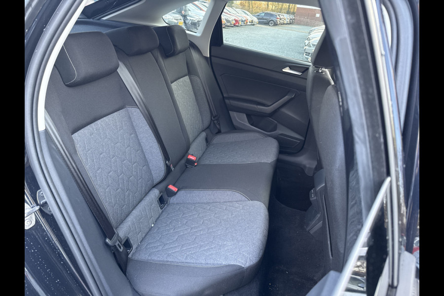 Volkswagen Taigo TSI 110PK DSG LIFE BUSINESS STOELV CAMERA/ACC/NAVI