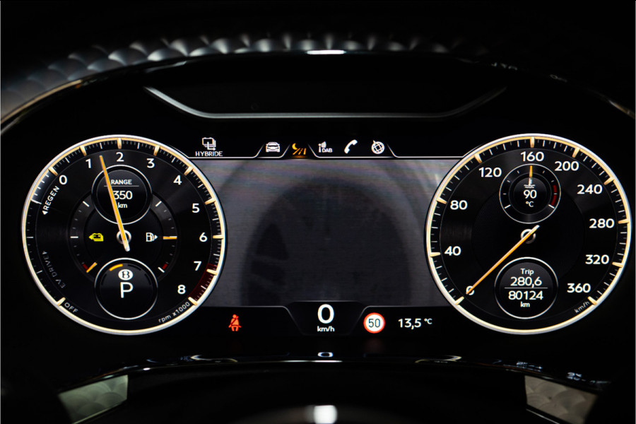 Bentley Flying Spur 2.9 V6 Hybrid Mulliner 544PK | Pano | B&O | Night | Luchtvering | Garantie