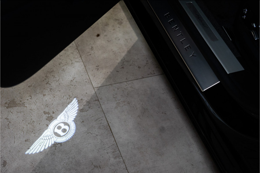 Bentley Flying Spur 2.9 V6 Hybrid Mulliner 544PK | Pano | B&O | Night | Luchtvering | Garantie