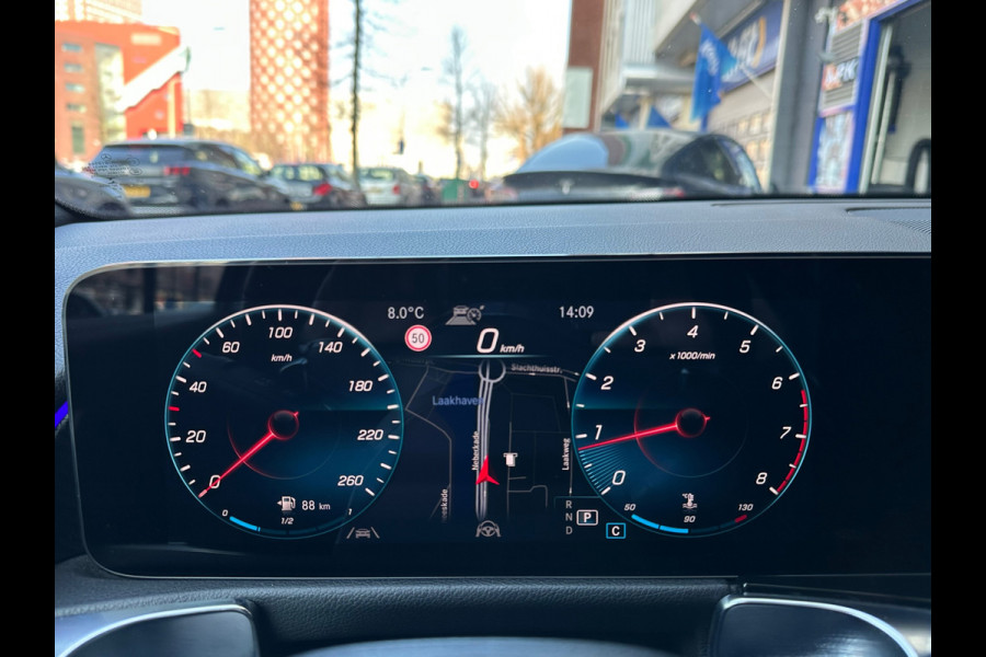 Mercedes-Benz Glb 250 4MATIC Premium Plus Mem Burm Carplay Pano