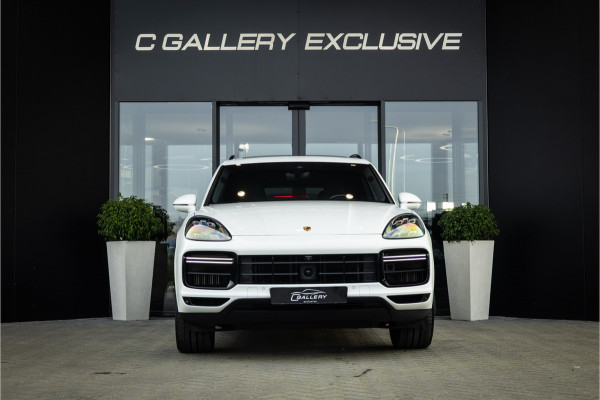 Porsche Cayenne 4.0 Turbo - Origineel NL | Sport Chrhono + | Luchtvering | Elek. Trekhaak