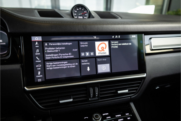 Porsche Cayenne 4.0 Turbo - Origineel NL | Sport Chrhono + | Luchtvering | Elek. Trekhaak