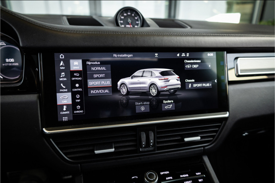 Porsche Cayenne 4.0 Turbo - Origineel NL | Sport Chrhono + | Luchtvering | Elek. Trekhaak