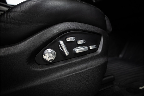 Porsche Cayenne 4.0 Turbo - Origineel NL | Sport Chrhono + | Luchtvering | Elek. Trekhaak