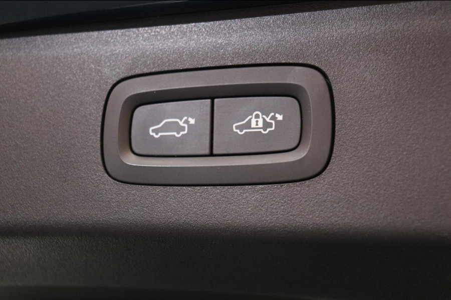 Lynk & Co 01 1.5 261PK Plug-in Hybrid Pano/dak Apple/Carplay Adaptive/Cruise Origineel NL