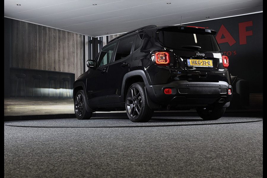 Jeep Renegade 4xe 240 Plug-in Hybrid Electric S / Aut / Navi / Cruise / Camera / Leder / Open Panoramadak / Led / Pdc / 19 Inch