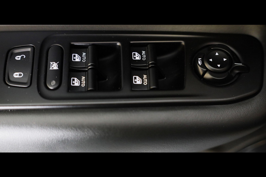 Jeep Renegade 4xe 240 Plug-in Hybrid Electric S / Aut / Navi / Cruise / Camera / Leder / Open Panoramadak / Led / Pdc / 19 Inch