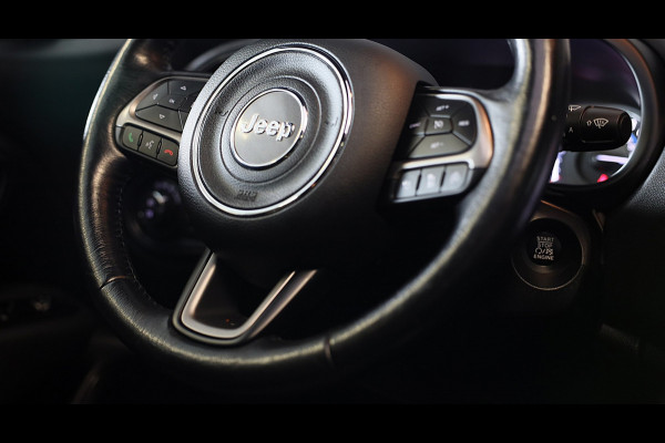 Jeep Renegade 4xe 240 Plug-in Hybrid Electric S / Aut / Navi / Cruise / Camera / Leder / Open Panoramadak / Led / Pdc / 19 Inch