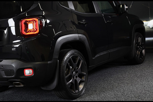 Jeep Renegade 4xe 240 Plug-in Hybrid Electric S / Aut / Navi / Cruise / Camera / Leder / Open Panoramadak / Led / Pdc / 19 Inch