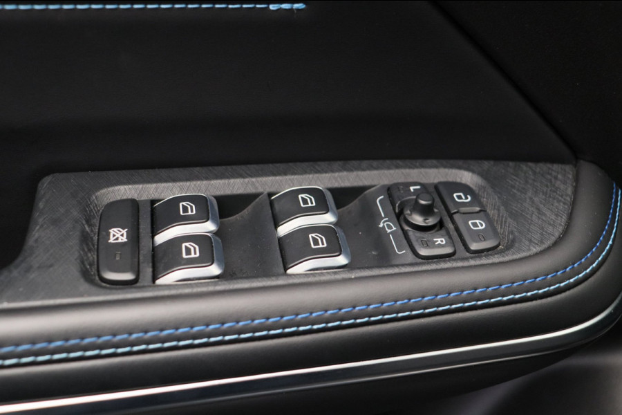 Lynk & Co 01 1.5 261PK Plug-in Hybrid * 360° Camera/Pano/dak Apple/Carplay Adaptive/Cruise