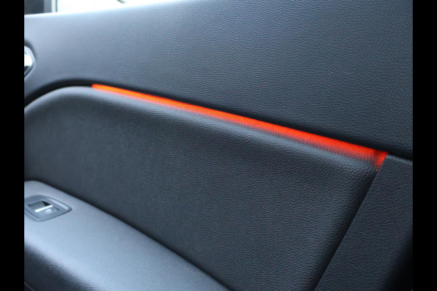 Renault Captur 1.0 TCe 100 PK TWO TONE INTENS + CARPLAY | SFEERVERLICHTING | TREKHAAK