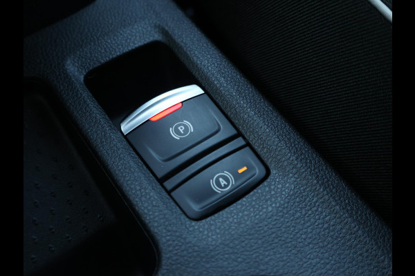 Renault Captur 1.0 TCe 100 PK TWO TONE INTENS + CARPLAY | SFEERVERLICHTING | TREKHAAK