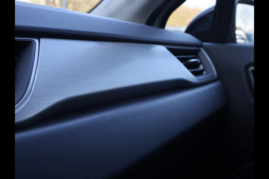 Renault Captur 1.0 TCe 100 PK TWO TONE INTENS + CARPLAY | SFEERVERLICHTING | TREKHAAK