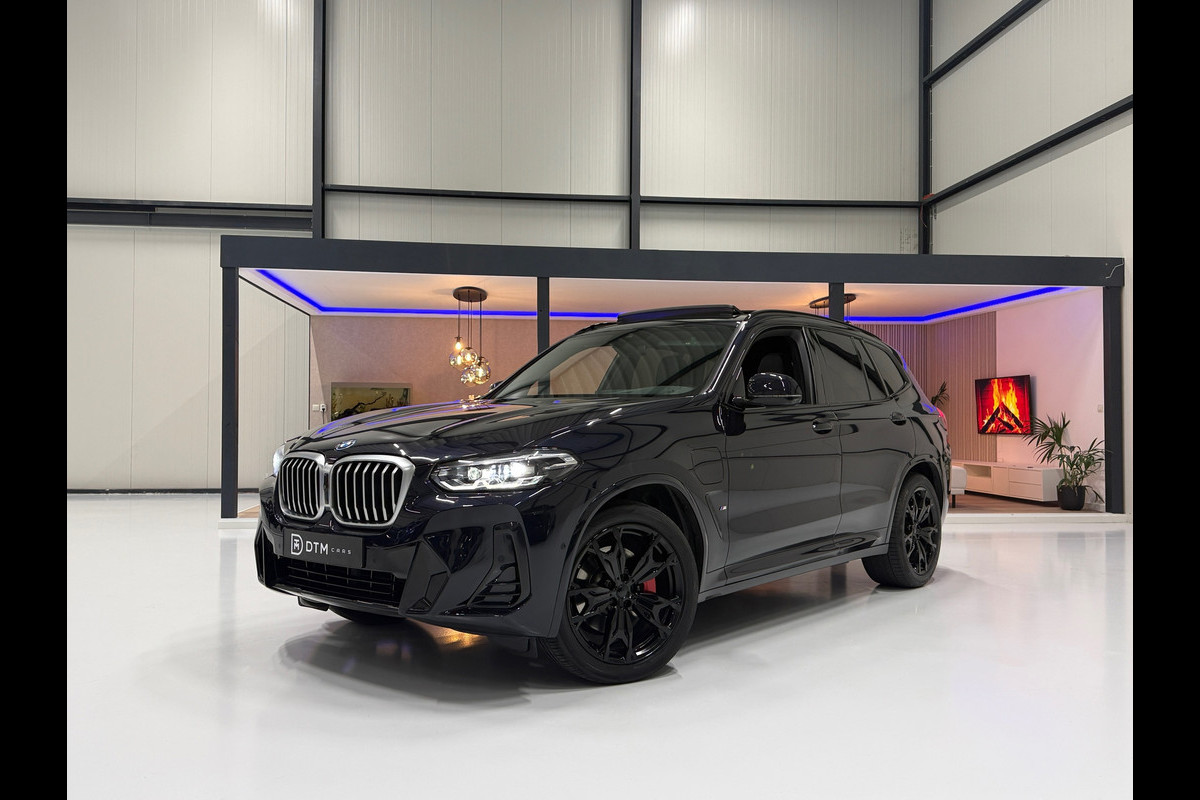 BMW X3 XDrive30e High Exec M Sport Trekhaak 360° Memory Leder Pano HUD HK