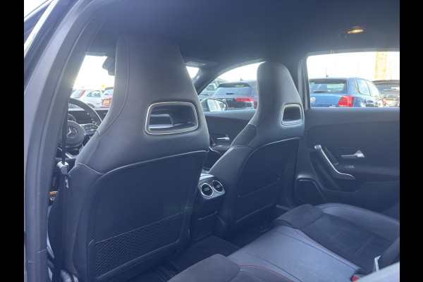 Mercedes-Benz A-Klasse 160 Business Solution AMG Pakket Mountain Gray Metallic! | Stoelverwarming | Apple Carplay | Lane Assist