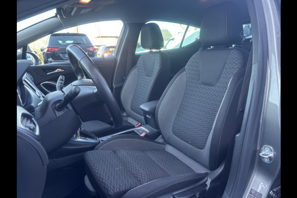 Opel Astra 1.4 146 PK Blitz Edition Automaat | Stoel&Stuur verwarming | Parkeercamera |
