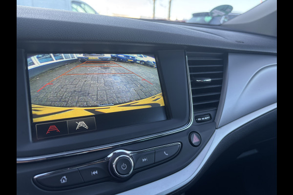 Opel Astra 1.4 146 PK Blitz Edition Automaat | Stoel&Stuur verwarming | Parkeercamera |