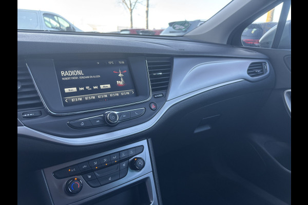 Opel Astra 1.4 146 PK Blitz Edition Automaat | Stoel&Stuur verwarming | Parkeercamera |
