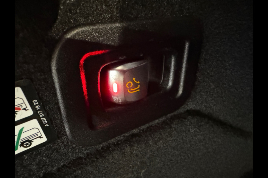 Mercedes-Benz C-Klasse 300 e Premium+ AMG Trekhaak|360 Camera