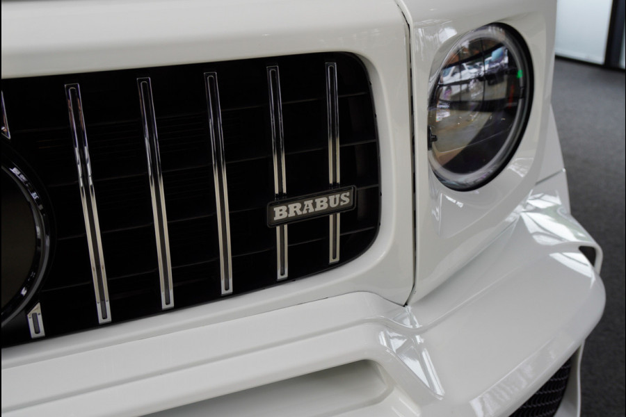 Mercedes-Benz G-Klasse BRABUS 800 Massage Burmester PTS 360° Camera Leer Navi Stoelventilatie Stoelverwarming voor en achter Climate voor & achter Memory seats Distronic Plus Elektr. bedienb. schuif-/ kanteldak PTS LM velgen