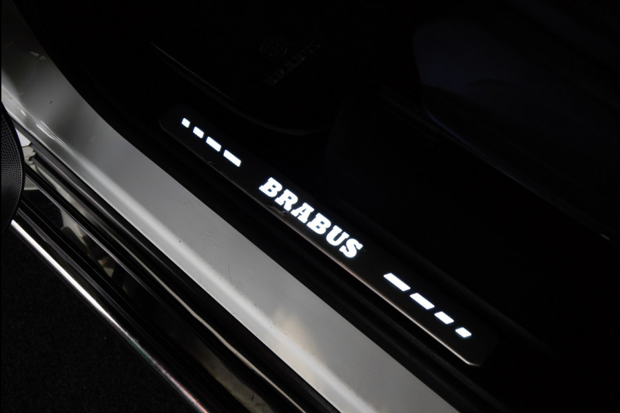 Mercedes-Benz G-Klasse BRABUS 800 Massage Burmester PTS 360° Camera Leer Navi Stoelventilatie Stoelverwarming voor en achter Climate voor & achter Memory seats Distronic Plus Elektr. bedienb. schuif-/ kanteldak PTS LM velgen