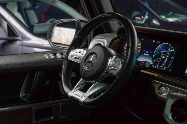 Mercedes-Benz G-Klasse BRABUS 800 Massage Burmester PTS 360° Camera Leer Navi Stoelventilatie Stoelverwarming voor en achter Climate voor & achter Memory seats Distronic Plus Elektr. bedienb. schuif-/ kanteldak PTS LM velgen