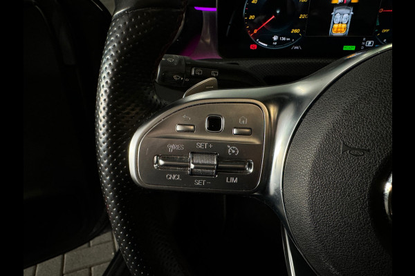 Mercedes-Benz A-Klasse 250 e AMG Pano|Night|Sfeer|Keyles|NAP