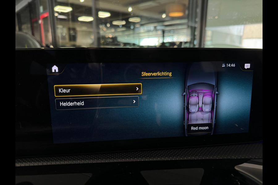 Mercedes-Benz A-Klasse 250 e AMG Pano|Night|Sfeer|Keyles|NAP