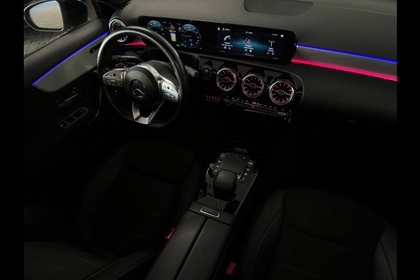 Mercedes-Benz A-Klasse 250 e AMG Pano|Night|Sfeer|Keyles|NAP