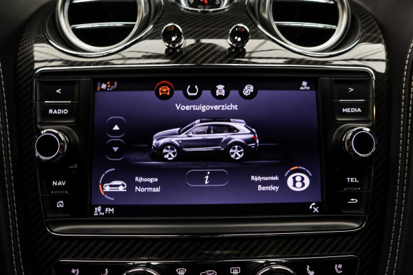 Bentley Bentayga 6.0 W12 Speed HUD Massage Panodak Leer ACC Keyless 360 Camera Elektr. achterklep Luchtvering Alcantara hemelbekleding Elektr. verstelbare stoelen voor & achter met memory Navi PDC Naim Soundsystem LM velgen