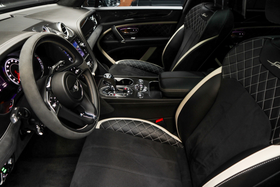 Bentley Bentayga 6.0 W12 Speed HUD Massage Panodak Leer ACC Keyless 360 Camera Elektr. achterklep Luchtvering Alcantara hemelbekleding Elektr. verstelbare stoelen voor & achter met memory Navi PDC Naim Soundsystem LM velgen