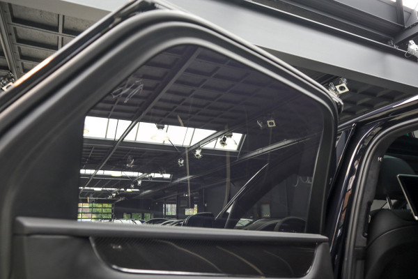 Bentley Bentayga 6.0 W12 Speed HUD Massage Panodak Leer ACC Keyless 360 Camera Elektr. achterklep Luchtvering Alcantara hemelbekleding Elektr. verstelbare stoelen voor & achter met memory Navi PDC Naim Soundsystem LM velgen