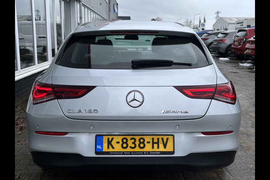 Mercedes-Benz CLA-Klasse Shooting Brake 180 Business Solution | Mbux | Stoelverwarming | Parkeer Camera | Elektrische Achterklep