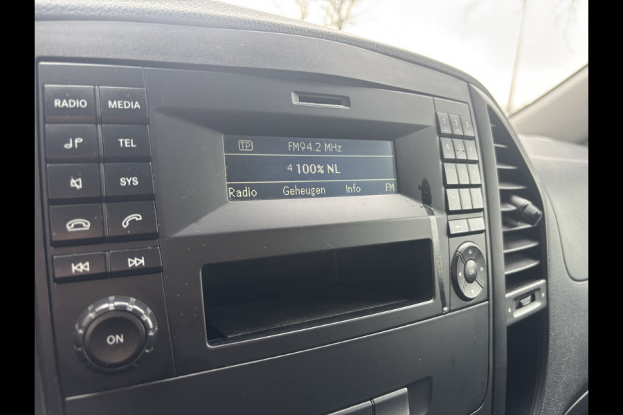 Mercedes-Benz Vito 111 CDI Lang | 3 Zitplaatsen | Cruise | Bluetooth | Airco