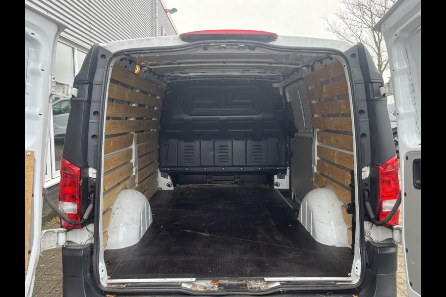 Mercedes-Benz Vito 111 CDI Lang | 3 Zitplaatsen | Cruise | Bluetooth | Airco