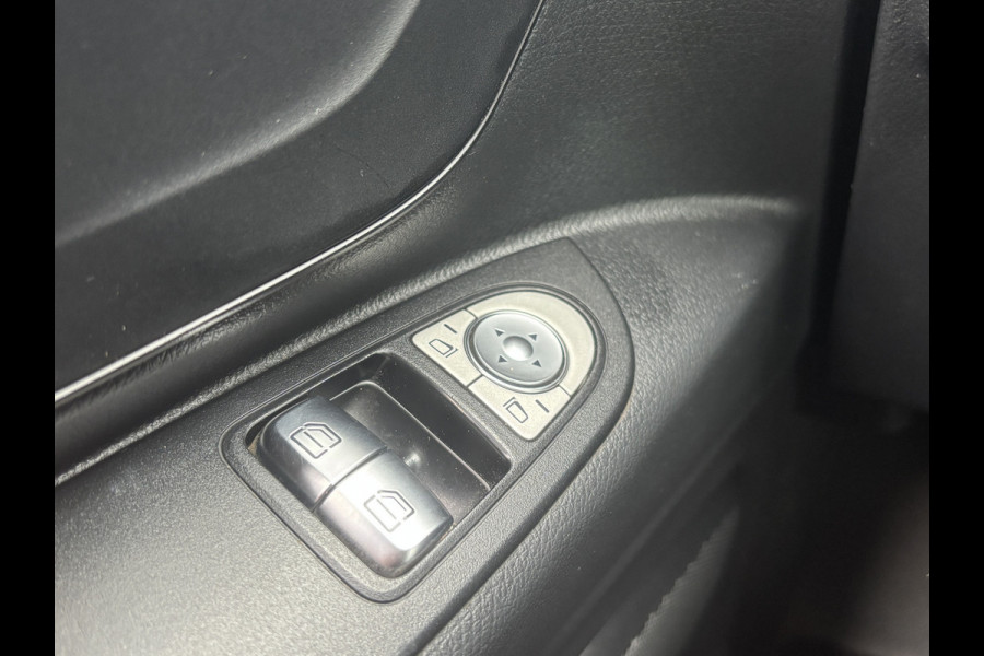 Mercedes-Benz Vito 111 CDI Lang | 3 Zitplaatsen | Cruise | Bluetooth | Airco