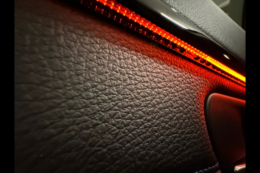 BMW 3-serie 320i M Sport Pano|Sfeer|Camera|Leder|Stoelverw.