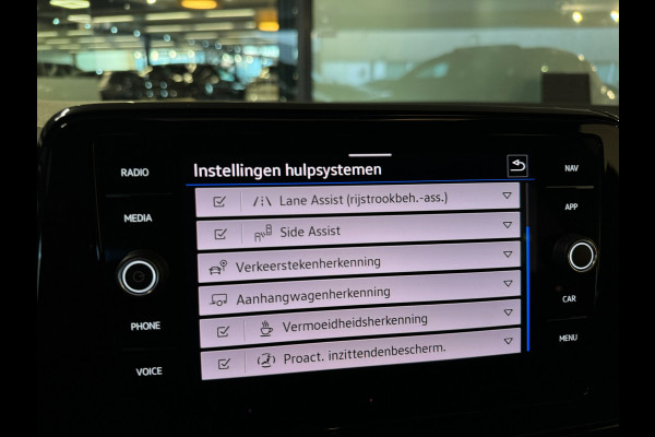 Volkswagen T-Roc 1.5 TSI R-Line Pano|Keyles|IQ|Sfeer|Camera