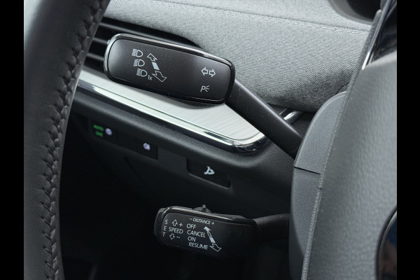 Škoda ENYAQ iV 80 Trekhaak Adap.Cruise 3 Fase Warmtepomp Camera Apple Carplay/Android Auto Navi Ecc Pdc Assistentie+Climate Pakket Led Lmv Stoel+Stuurverwarming Lane Assist File Assistent Bluetooth Isofix Keyless-go Connected services Dodehoek detector 1e Eigenaar Origineel Nederlandse Auto 1.000KG Trekgewicht