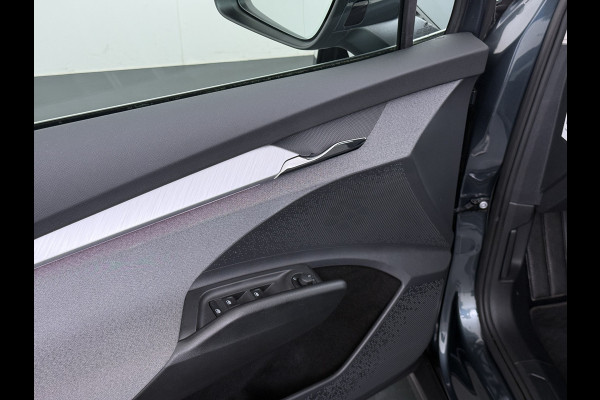 Škoda ENYAQ iV 80 Trekhaak Adap.Cruise 3 Fase Warmtepomp Camera Apple Carplay/Android Auto Navi Ecc Pdc Assistentie+Climate Pakket Led Lmv Stoel+Stuurverwarming Lane Assist File Assistent Bluetooth Isofix Keyless-go Connected services Dodehoek detector 1e Eigenaar Origineel Nederlandse Auto 1.000KG Trekgewicht