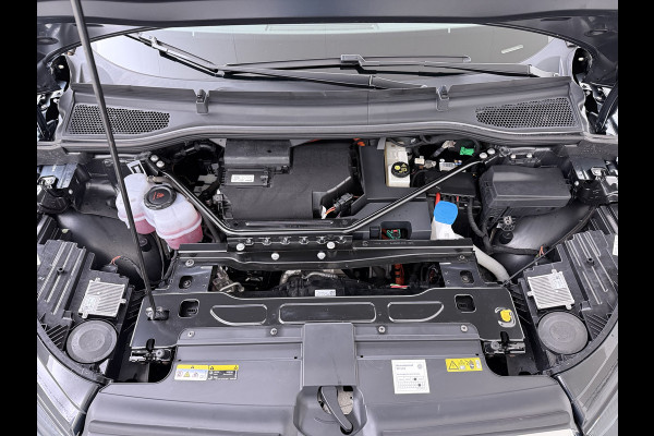 Škoda ENYAQ iV 80 Trekhaak Adap.Cruise 3 Fase Warmtepomp Camera Apple Carplay/Android Auto Navi Ecc Pdc Assistentie+Climate Pakket Led Lmv Stoel+Stuurverwarming Lane Assist File Assistent Bluetooth Isofix Keyless-go Connected services Dodehoek detector 1e Eigenaar Origineel Nederlandse Auto 1.000KG Trekgewicht