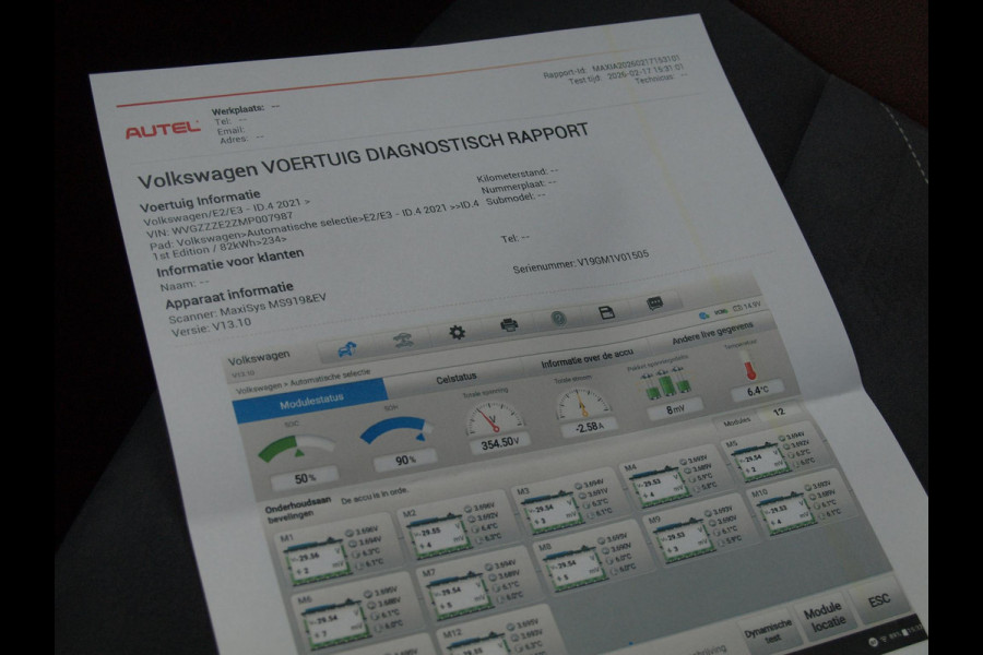Volkswagen ID.4 First 77 kWh | SOH 90 % | Camera | Trekhaak | Sfeerverlichting | Apple Carplay |