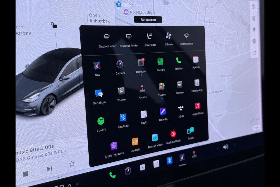 Tesla Model 3 Long Range AWD 75kWh Trekhaak Warmtepomp Lmv 18" AutoPilot Leder Pano-Dak Adaptive-Cruise Camera's Elektr.-Stuur+Stoelen+Spiegel Navi LED DAB Voorverwarmen interieur Keyless One-Pedal-Drive 4WD 1.000kg Trekvermogen Origineel Nederlandse Auto Fabrieksgarantie op Accu en Motor tot 25-09-2028/192.00km
