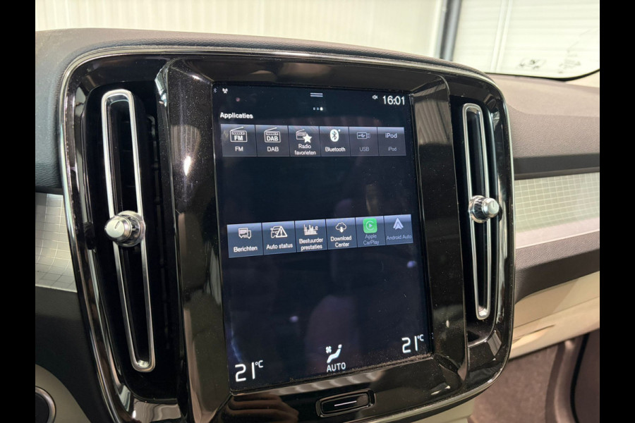 Volvo XC40 T5 Aut. Plug-in Hybrid Inscription Leder Panoramadak Parkeercamera 262pk