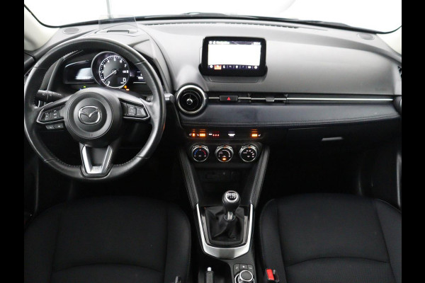 Mazda 2 1.5 Skyact-G Luxury | Stoel & stuurverwarming | Head-Up | Camera | Carplay | Keyless | Full LED | Dodehoek detectie | Climate control | Cruise control | Getint glas | Parkeerhulp