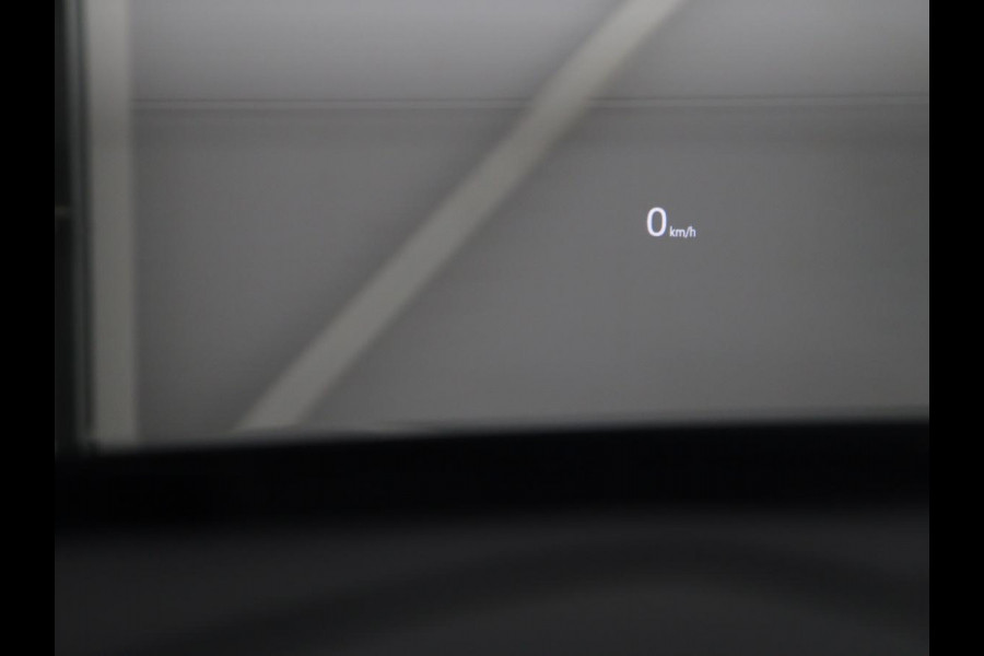 Mazda 2 1.5 Skyact-G Luxury | Stoel & stuurverwarming | Head-Up | Camera | Carplay | Keyless | Full LED | Dodehoek detectie | Climate control | Cruise control | Getint glas | Parkeerhulp