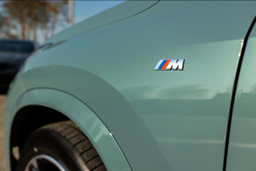 BMW iX1 XDrive30 Launch Edition 67 kWh SOH 97.5 I M-Sport - H&K I HUD I Driving assistant Pro