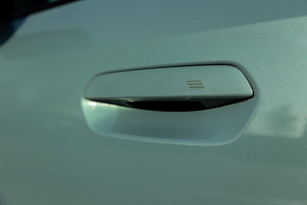 BMW iX1 XDrive30 Launch Edition 67 kWh SOH 97.5 I M-Sport - H&K I HUD I Driving assistant Pro